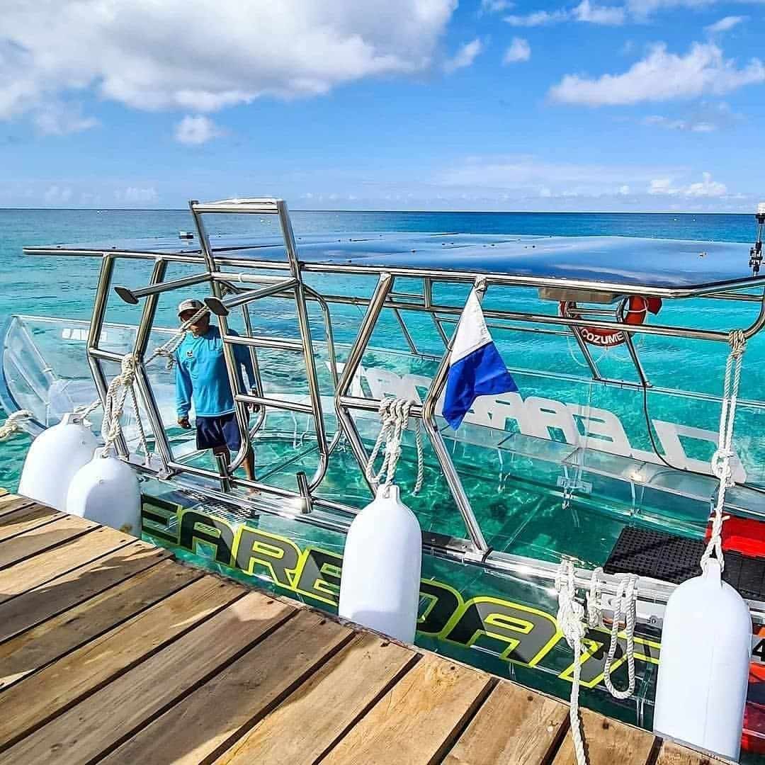 Lancha Transparente/Clear Boat, Quintana Roo, México